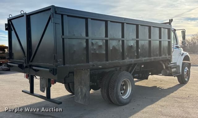 Image of Freightliner Business Class M2 equipment image 4