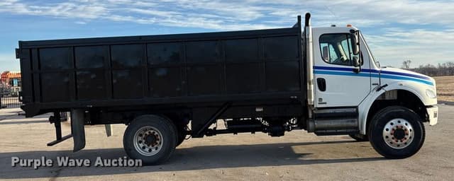 Image of Freightliner Business Class M2 equipment image 3