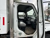 Thumbnail image Freightliner Business Class M2 70