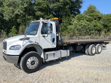 Main image Freightliner Business Class M2