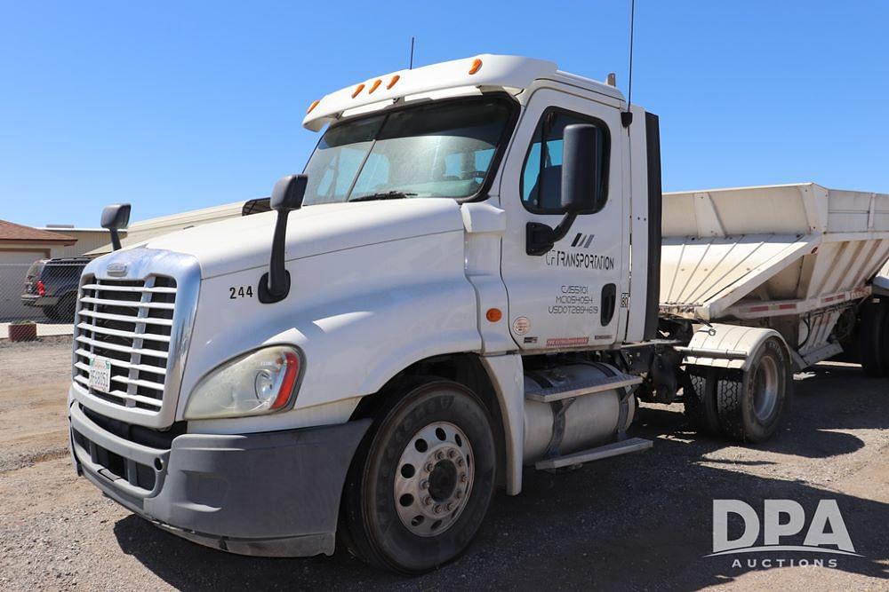 Image of Freightliner Cascadia 125 Primary image