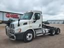 2010 Freightliner Cascadia Image