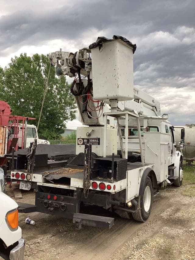 Image of Freightliner M2 equipment image 1