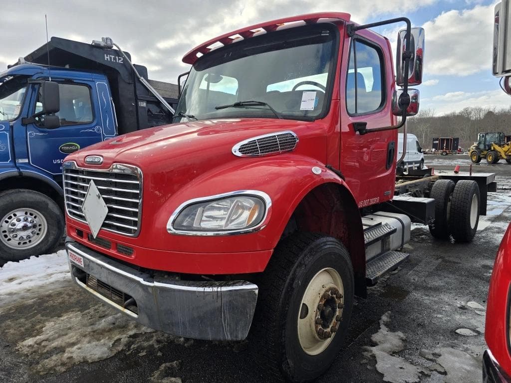 Image of Freightliner M2 Primary image