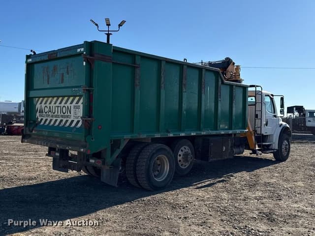 Image of Freightliner M2 equipment image 4