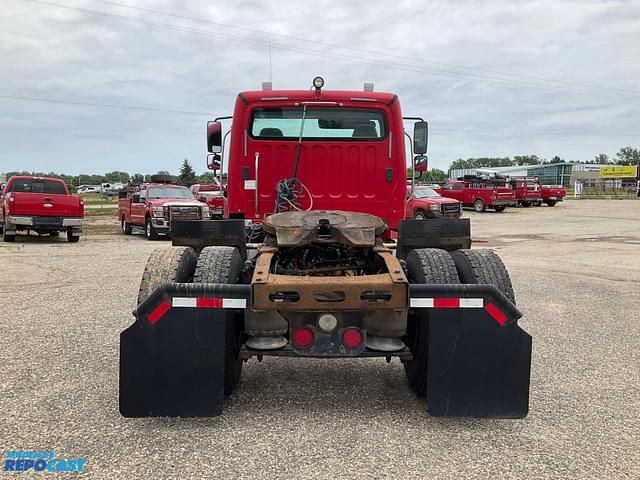 Image of Freightliner M2 equipment image 3