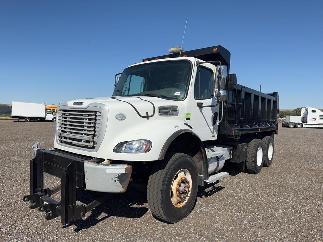Image of Freightliner M2 Primary image
