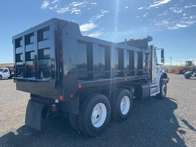 Image of Freightliner M2 equipment image 2