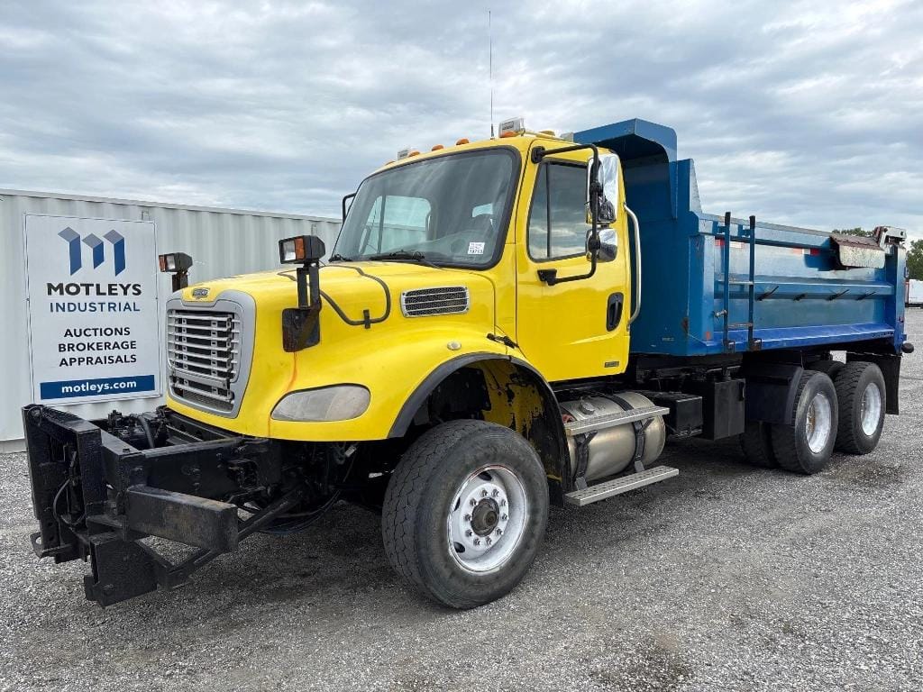 Main image Freightliner M2 112
