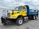 2010 Freightliner M2112 Image