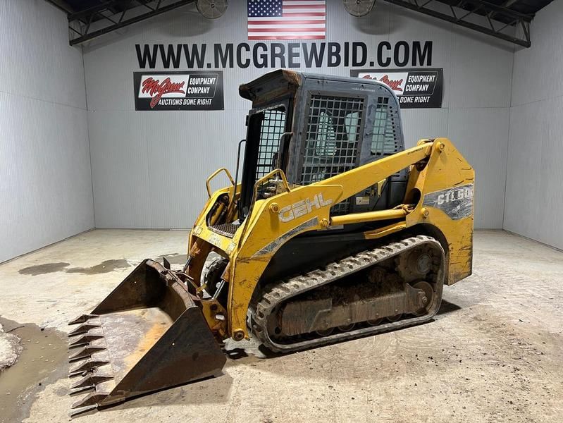 2010 Gehl CTL60 Equipment Image0