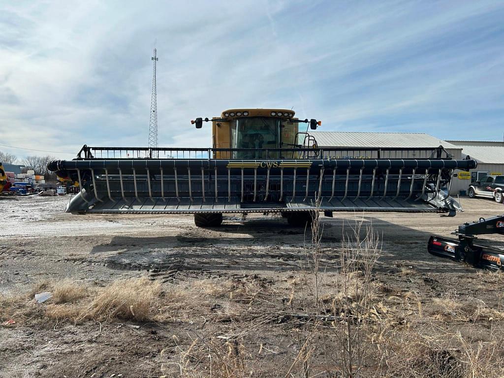 Image of Gleaner 9250 Primary image