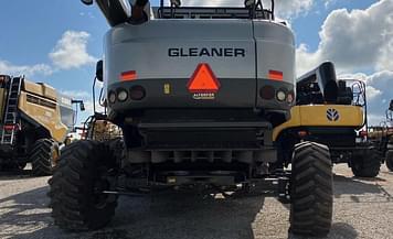 Main image Gleaner A76 4