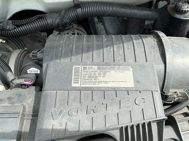 Image of GMC Savana equipment image 2