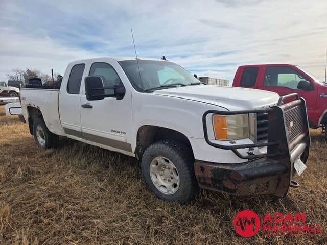 Image of GMC 2500 equipment image 1