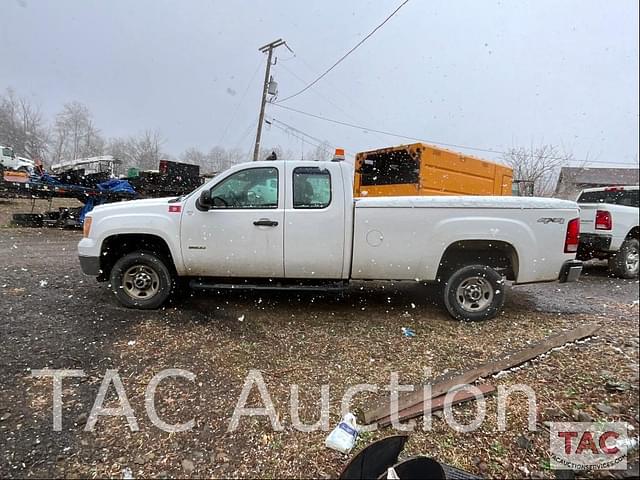 Image of GMC 2500HD equipment image 1