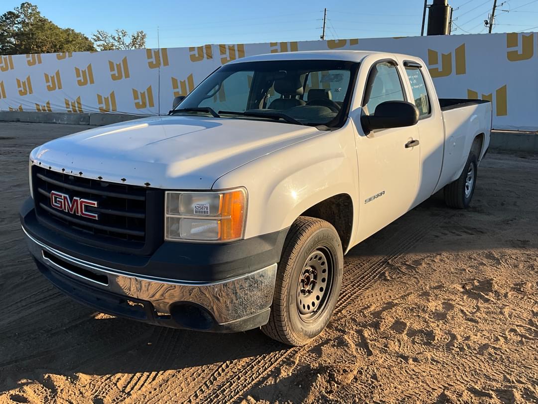 Image of GMC Sierra Primary image