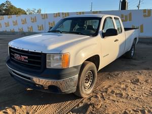 2010 GMC Sierra Image