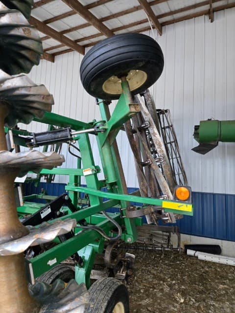 Image of Great Plains 2400TC equipment image 1