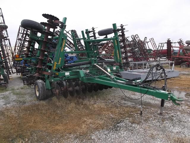 Image of Great Plains 2400TT equipment image 2