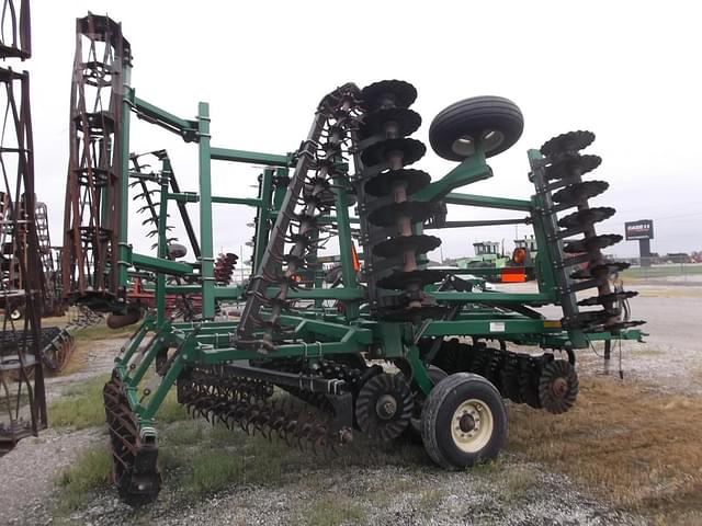 Image of Great Plains 2400TT equipment image 4