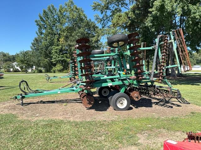 Image of Great Plains 2400TT equipment image 2