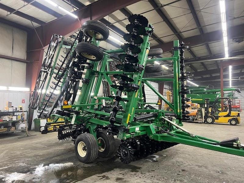 2010 Great Plains 3000TC Equipment Image0