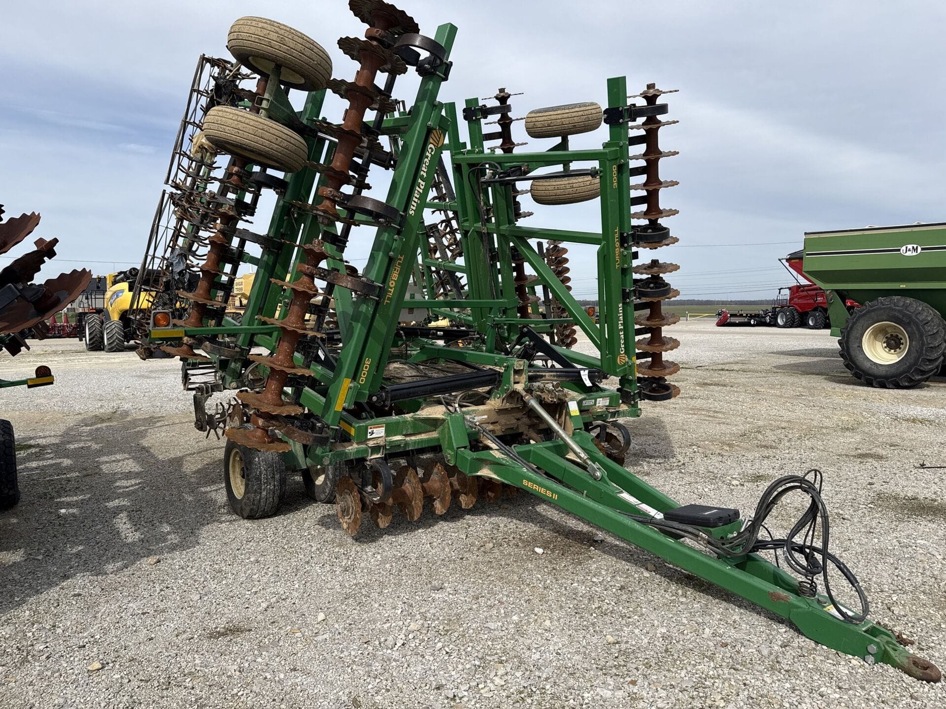 2010 Great Plains 3000TT Equipment Image0