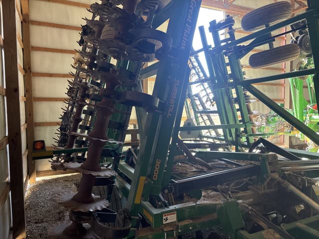 Image of Great Plains 3000TT equipment image 1