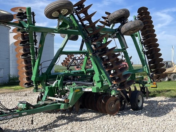 Main image Great Plains 3329DH