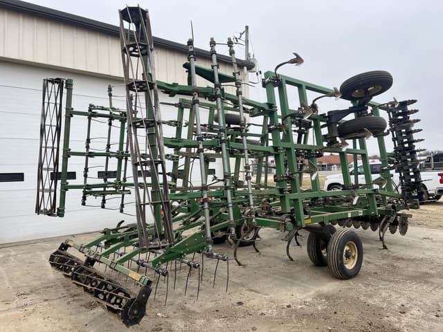 Image of Great Plains 8324DV equipment image 3