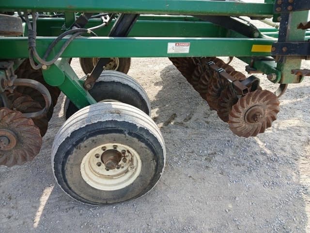 Image of Great Plains 3000TT equipment image 3