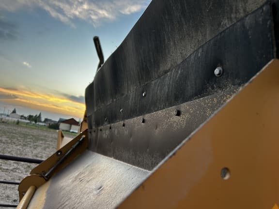 Image of Haybuster 2650 equipment image 4