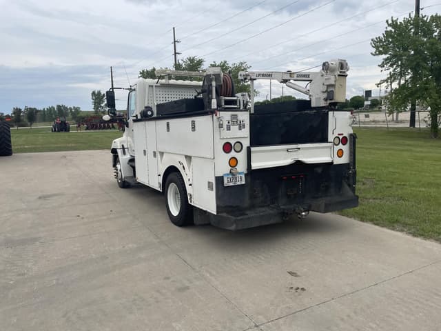 Image of Hino 258 equipment image 4