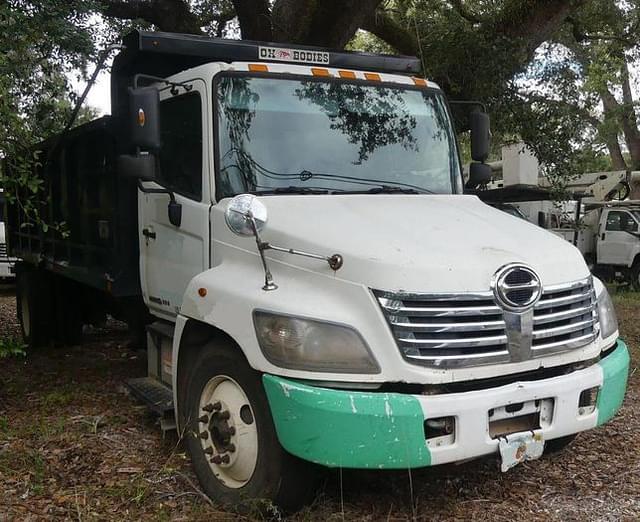 Image of Hino 338 equipment image 1