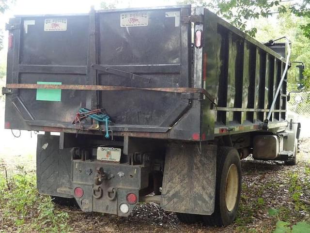 Image of Hino 338 equipment image 4