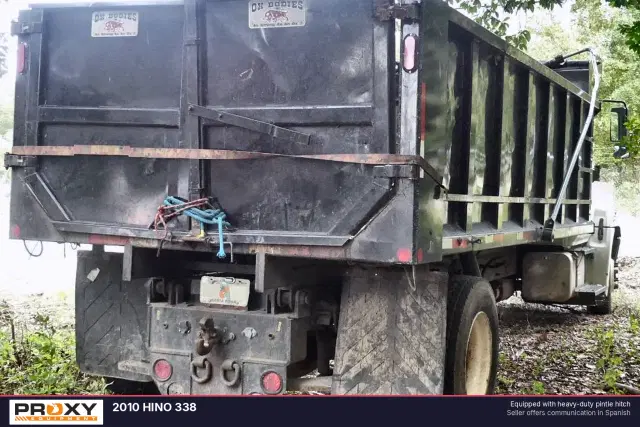 Image of Hino 338 equipment image 2