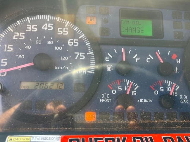 Image of Hino 338 equipment image 3