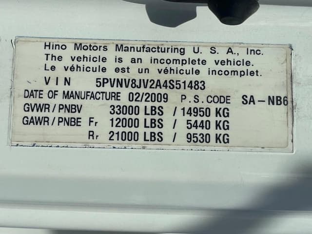 Image of Hino 338 equipment image 2