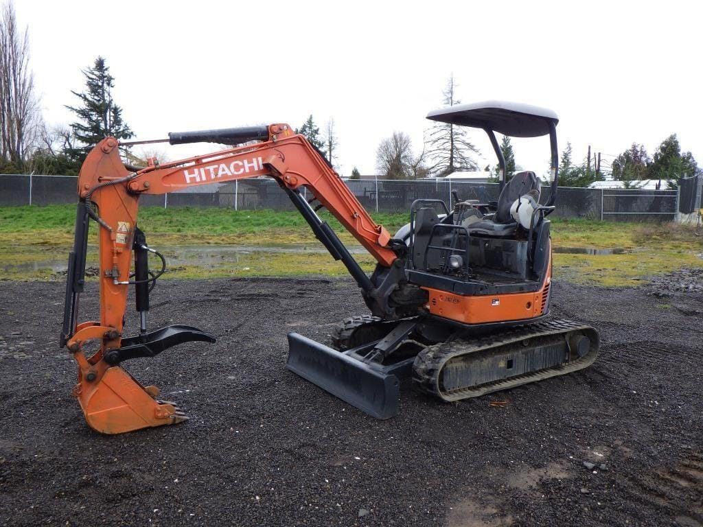 Main image Hitachi ZX30U-3