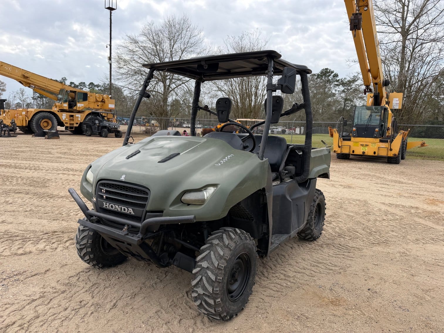 2010 Honda Big Red Equipment Image0