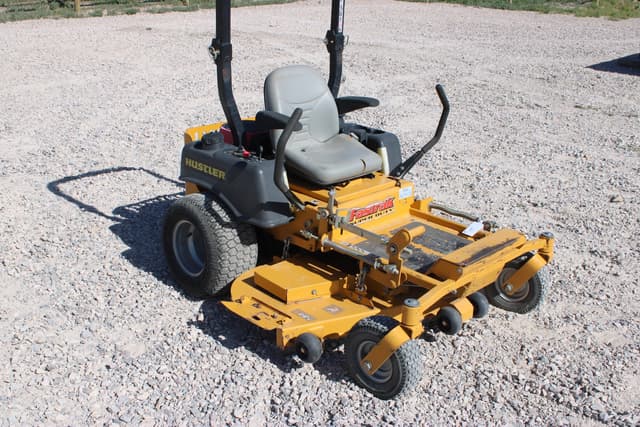 Image of Hustler FasTrak Super Duty equipment image 3