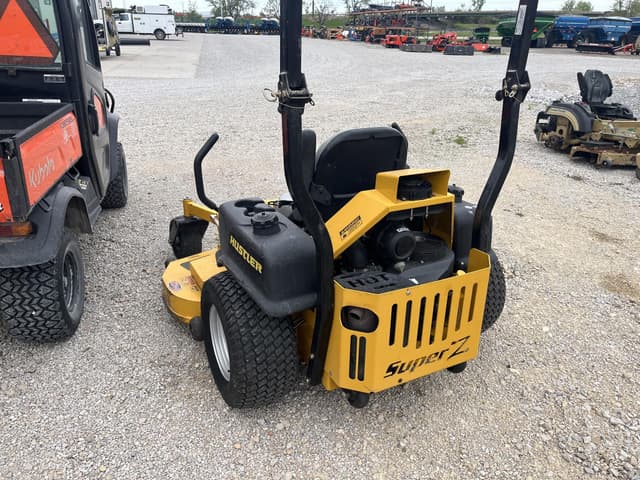 Image of Hustler Super Z equipment image 2