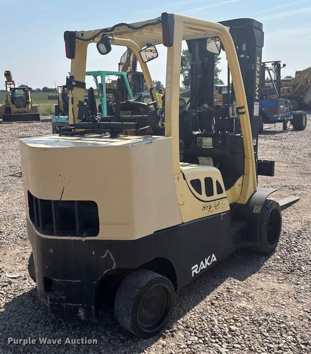 Image of Hyster 120 equipment image 4