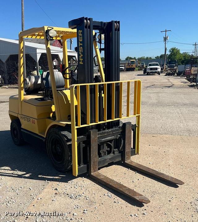 Image of Hyster H60XM equipment image 2