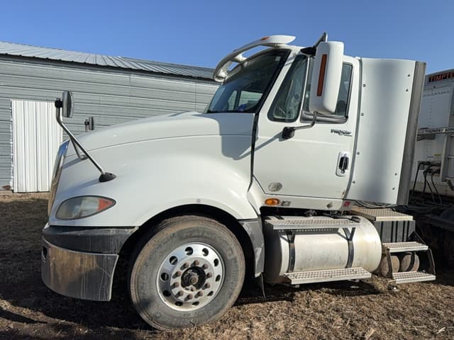 Image of International ProStar equipment image 4