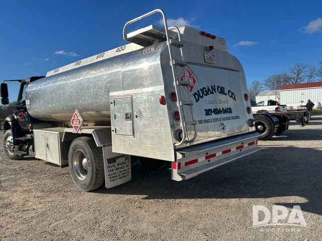 Image of International Dura Star 4400 equipment image 4