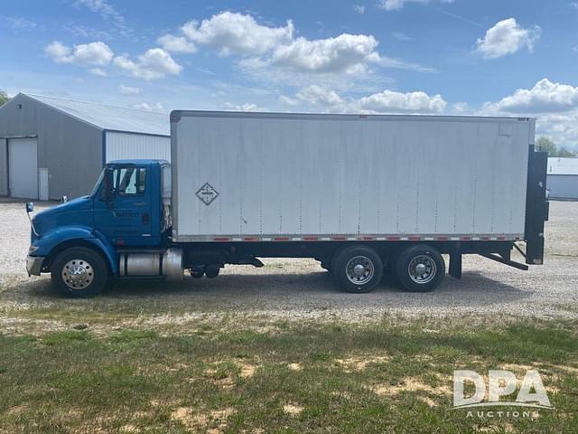 Image of International  Transtar 8600 equipment image 2