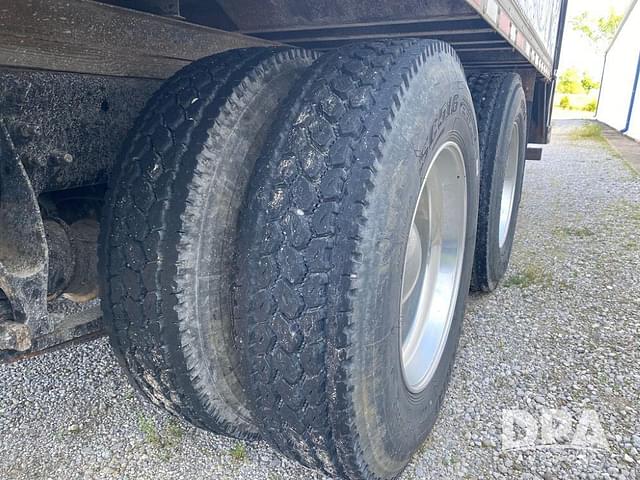 Image of International  Transtar 8600 equipment image 4