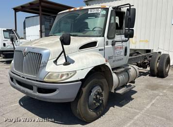 Main image International 4300